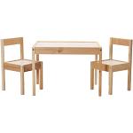 IKEA LATT Kindertafel met 2 stoelen, wit/grenen, de kleine afmetingen maken het bijzonder geschikt voor kleine kamers of ruimtes.