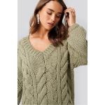 NA-KD Trend Wool Blend V-Neck Heavy Knitted Cable Sweater - Green