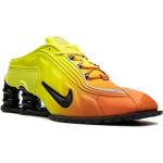 Gele Rubberen Nike Shox Damessneakers met Vierkante neuzen 