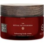 Crèmewitte Rituals The ritual of Ayurveda Bodycrèmes voor een droge huid met Bessen 
